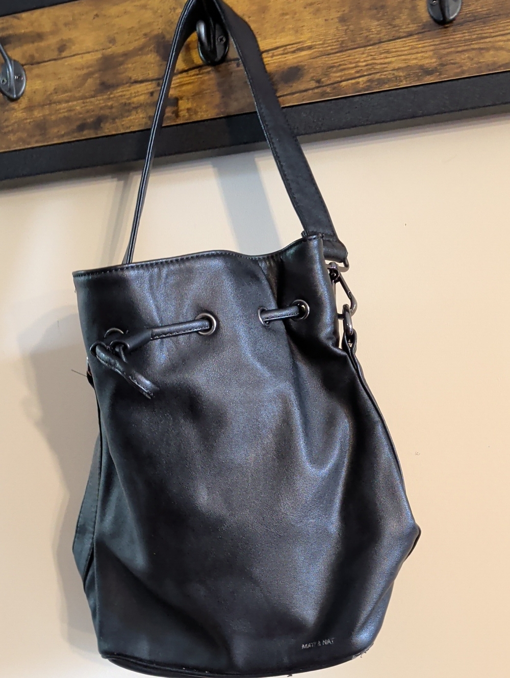 Matt & Nat Black Vegan Leather Bucket Shoulder Bag